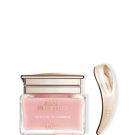 dior prestige lip scrub.